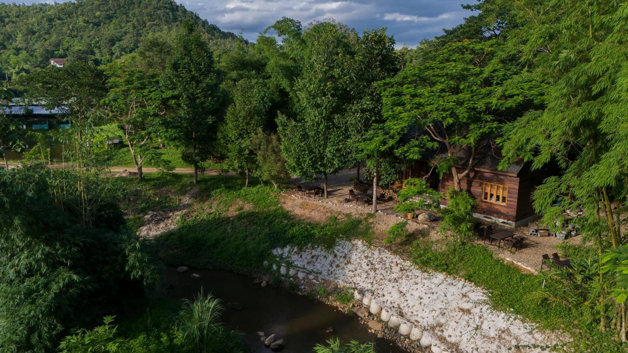 Sirin Farm Chiang Rai Hotel Exterior photo